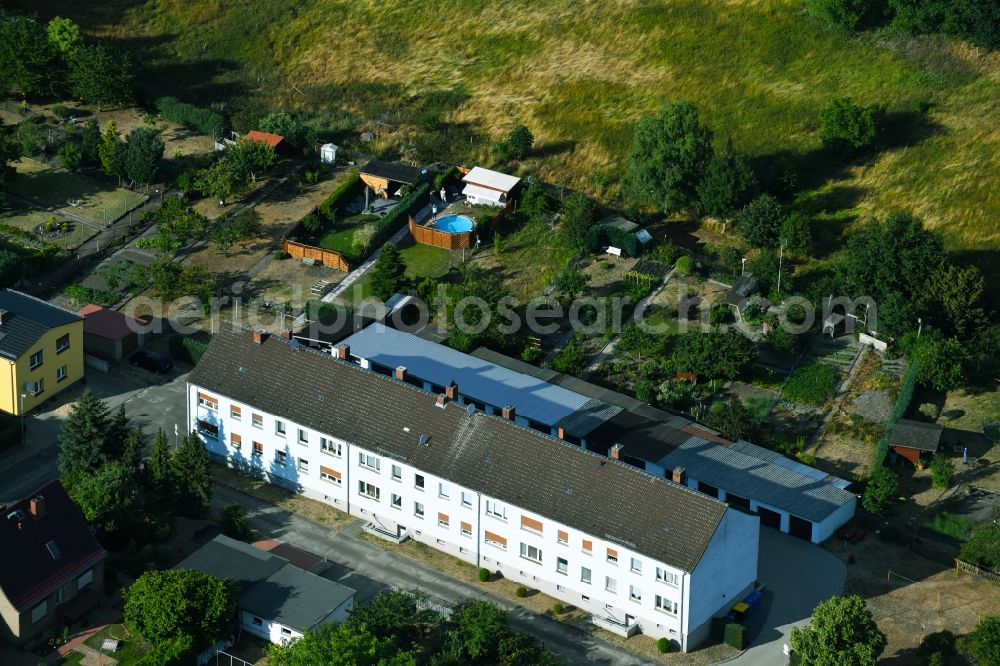 Aerial photograph Osterburg (Altmark) - Parcel of a small garden along the Weinbergstrasse in Osterburg (Altmark) in the state Saxony-Anhalt, Germany