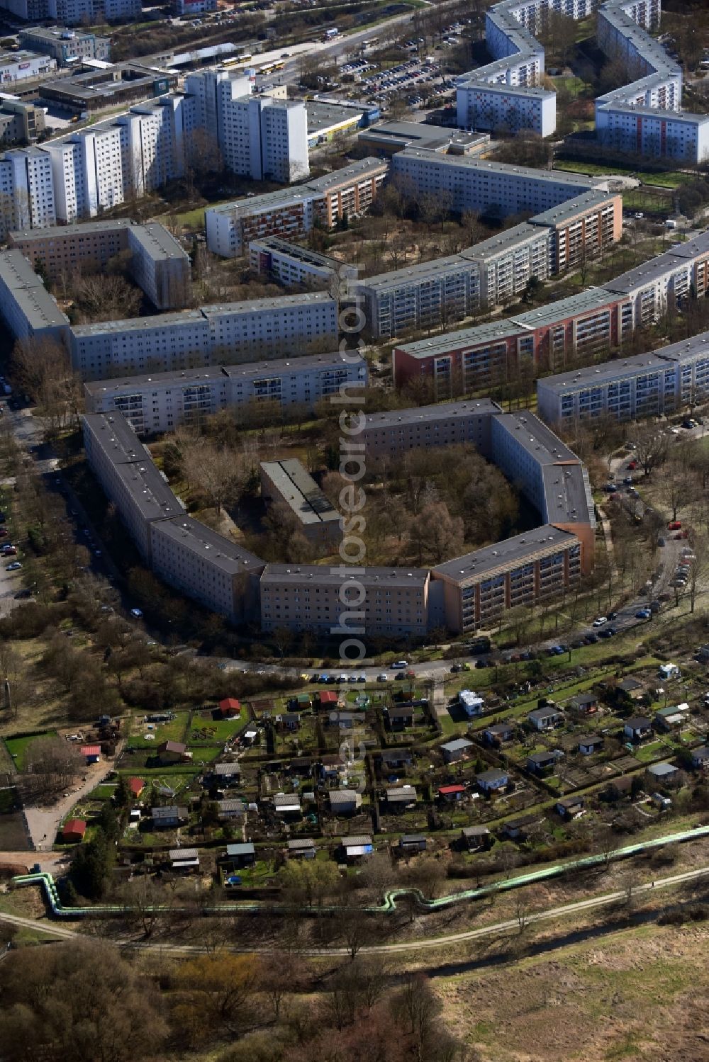 Aerial photograph Berlin - Parcel of a small garden on Teterower Ring in the district Hellersdorf in Berlin