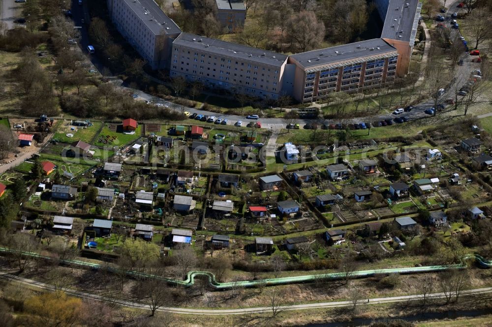 Berlin from the bird's eye view: Parcel of a small garden on Teterower Ring in the district Hellersdorf in Berlin