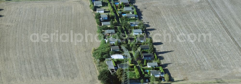 Wolmirstedt from the bird's eye view: Parcel of a small garden in Wolmirstedt in the state Saxony-Anhalt