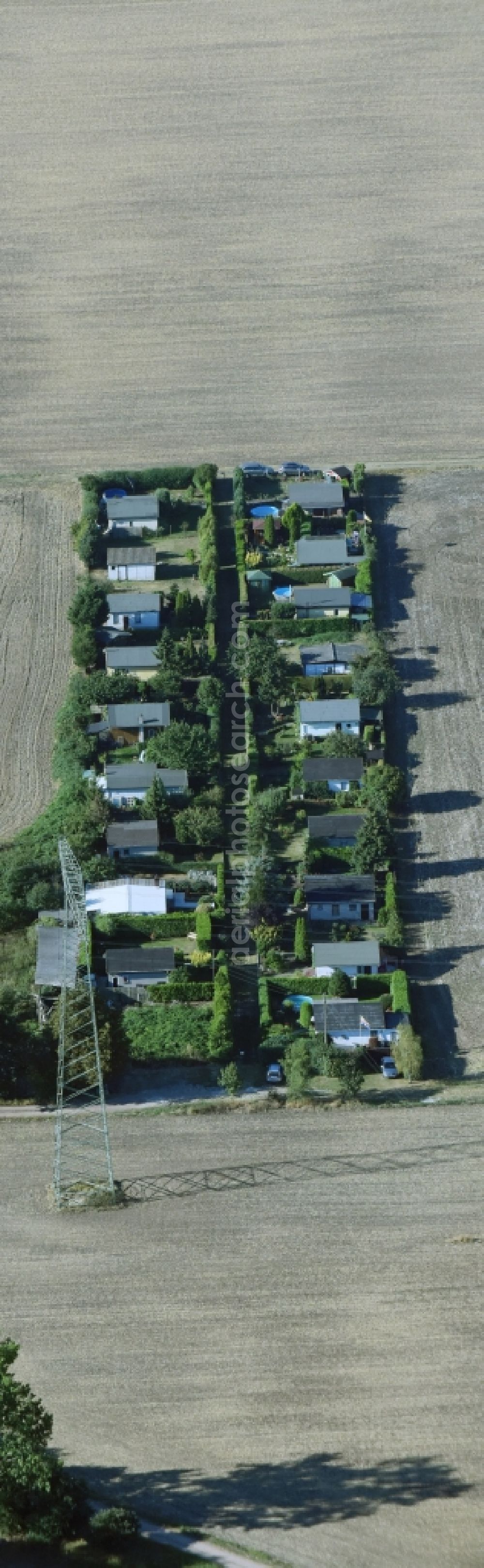 Aerial photograph Wolmirstedt - Parcel of a small garden in Wolmirstedt in the state Saxony-Anhalt