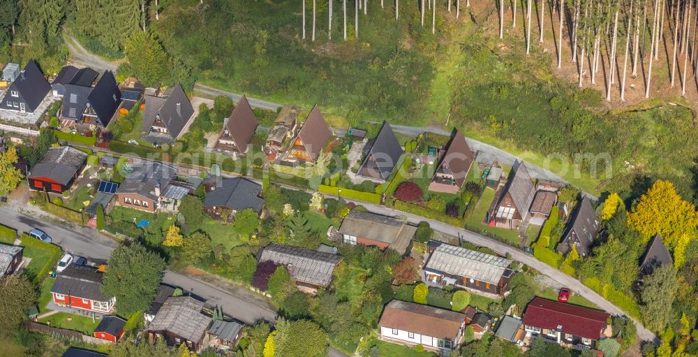 Frenkhausen from above - Parcel of a small garden Zur Bergeshoehe in Frenkhausen in the state North Rhine-Westphalia, Germany