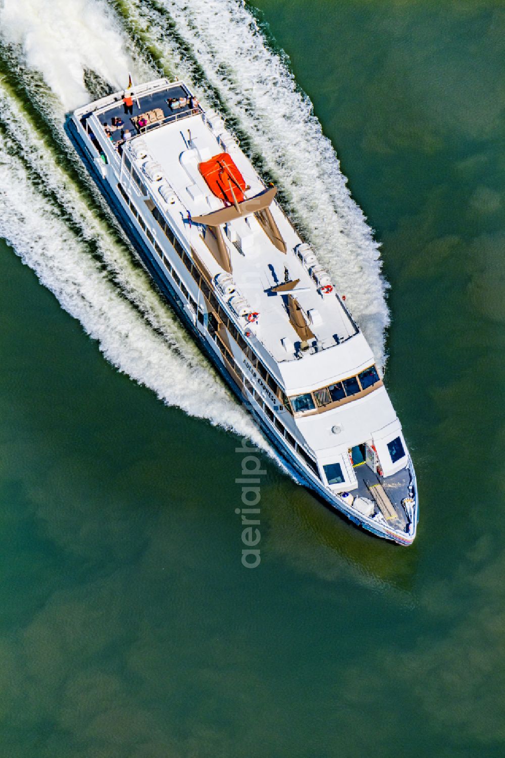 Aerial photograph Nordstrand - Passenger ship Adler Express at full speed near the peninsula Nordstrand in the Wadden Sea in the state Schleswig-Holstein, Germany