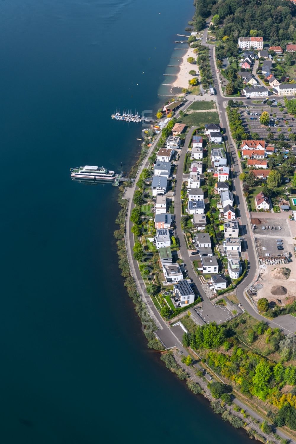 Aerial image Markkleeberg - Passenger ship on Anlegestelle Seepromenade on Markleeberger See in Markkleeberg in the state Saxony, Germany