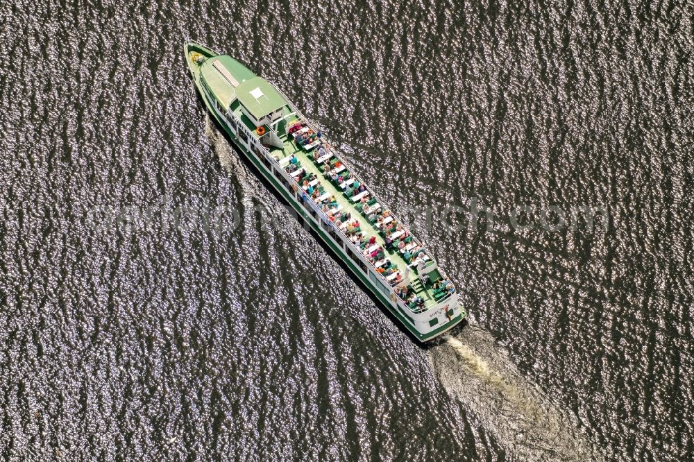 Essen from above - Passenger ship Stadt Essen on Baldeneysee in Essen in the state North Rhine-Westphalia, Germany