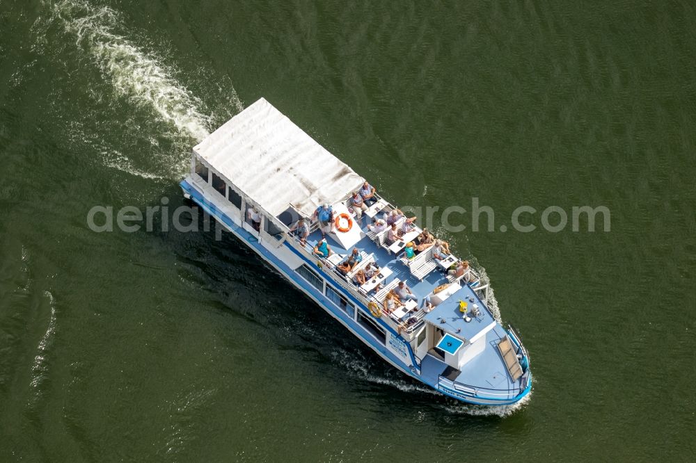 Waren (Müritz) from the bird's eye view: Passenger ship MS Stadt Plau of Fahrgastschifffahrt Wichmann in Waren (Mueritz) in the state Mecklenburg - Western Pomerania