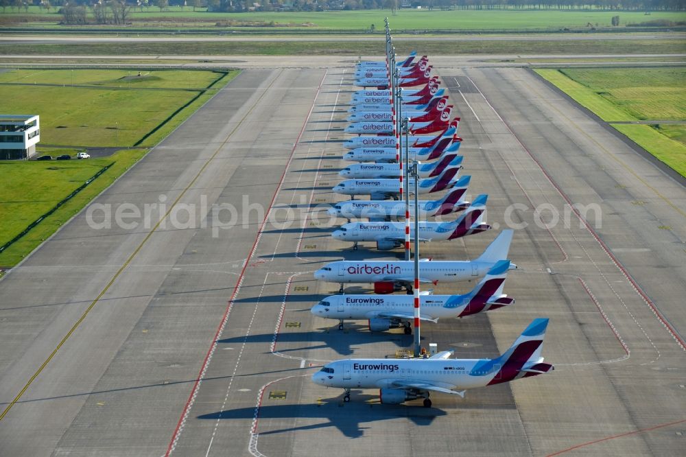 Aerial image Schönefeld - Airliner- Passenger aircraft AIRBUS A319 - 320 of insolvent airline airberlin on the apron of the airport BER in Schoenefeld in the state Brandenburg, Germany