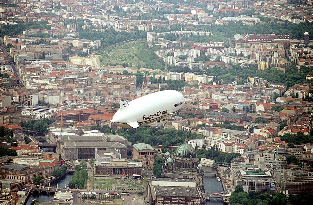 Berlin/ Tiergarten from above - 