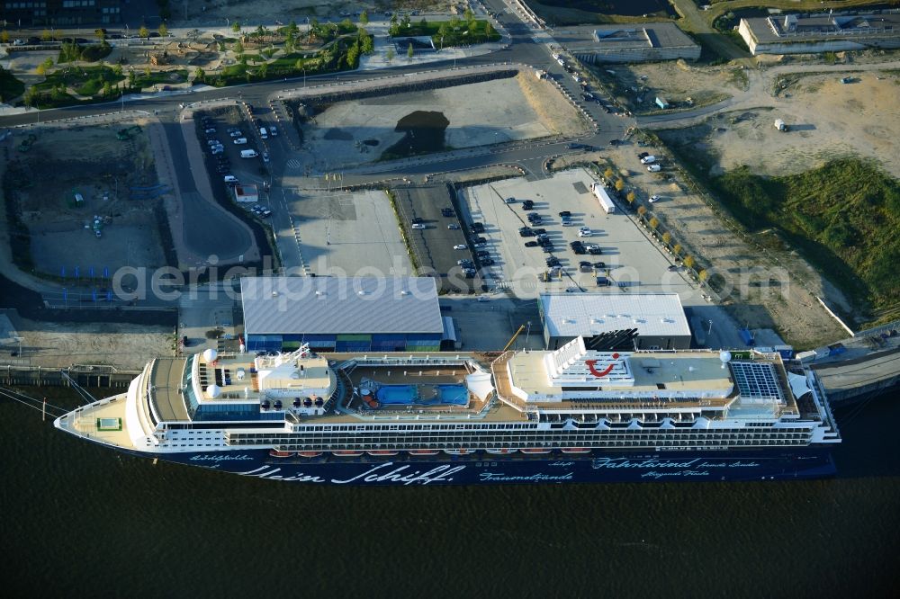 Hamburg from the bird's eye view: Passenger ship Mein Schiff 2 owned by TUI Cruises on Cruise Terminal on the banks of the Elbe in Hamburg