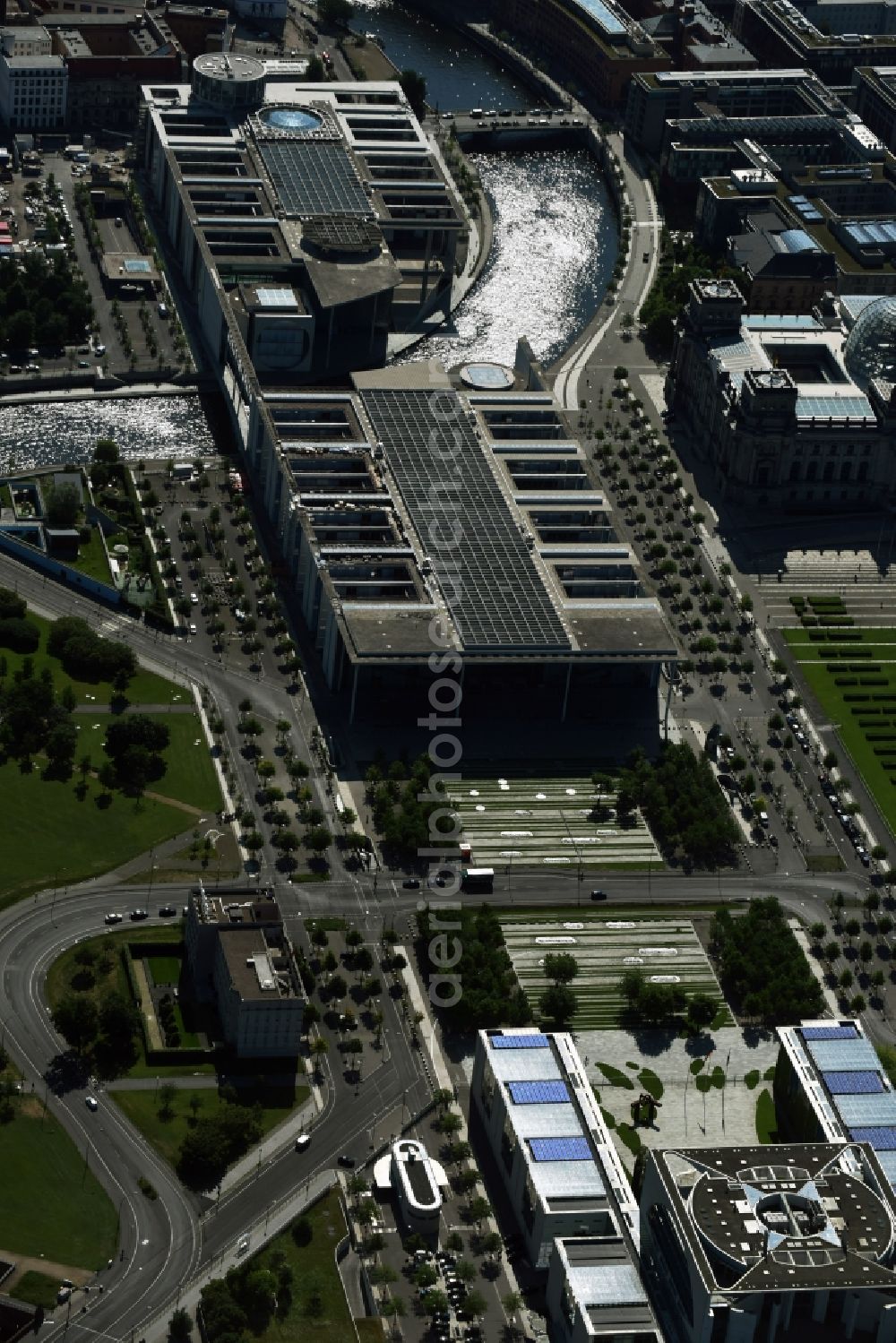 Berlin from the bird's eye view: Paul Loebe Haus in Berlin Tiergarten. The Paul Loebe House is a functional building in modern architectural style of the German Bundestag in Berlin's government district