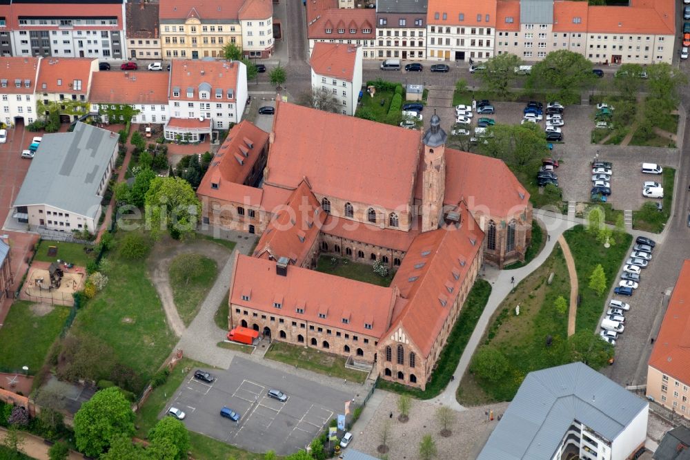 Brandenburg an der Havel from above - View the archaeological National Museum of Brandenburg in the Paulikloster in Brandenburg an der Havel in the State of Brandenburg. This monastery was built from 1286 in Centennial building and destroyed by acts of war in April 1945