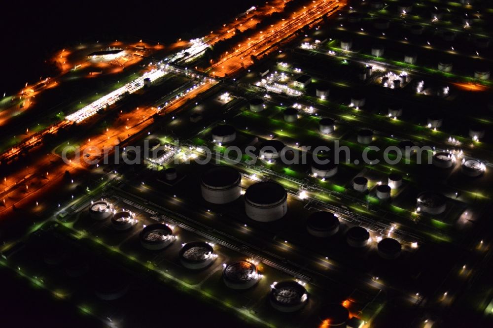 Aerial image Schwedt/Oder - Night aerial view of the site of PCK Refinery GmbH, a petroleum processing plant in Schwedt / Oder in the northeast of the state of Brandenburg