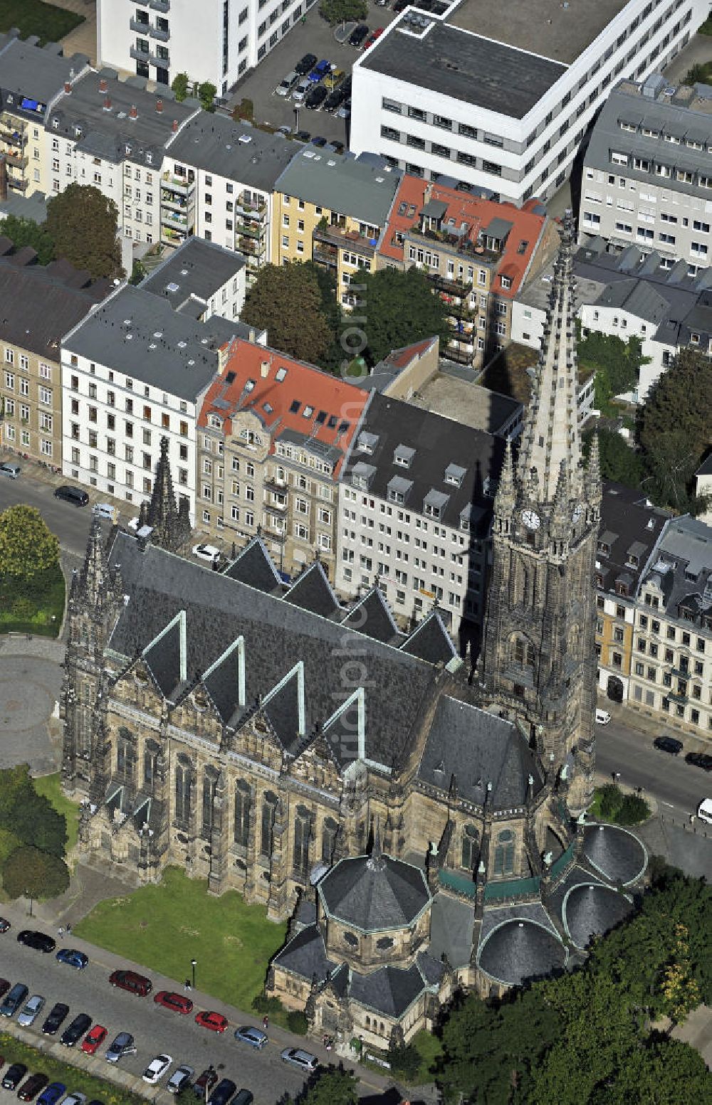 Leipzig from above - Blick auf die evangelisch-lutherische Peterskirche. Die Kirche wurde 1885 eingeweiht und besitzt mit 88 m den höchsten Kirchturm der Stadt. View of the Evangelical Lutheran Church of St. Peter. The church was consecrated in 1885 and has with 88 m the highest church tower in the city.