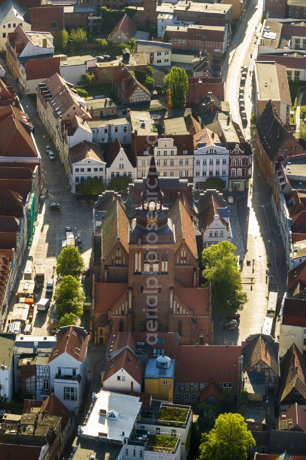 Aerial image Güstrow - View of the parish church St. Marien in Guestrow in the state Mecklenburg-West Pomerania