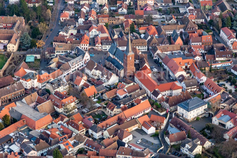 Aerial image Deidesheim - Town View of the streets and houses of the residential areas in Deidesheim in the state Rhineland-Palatinate, Germany