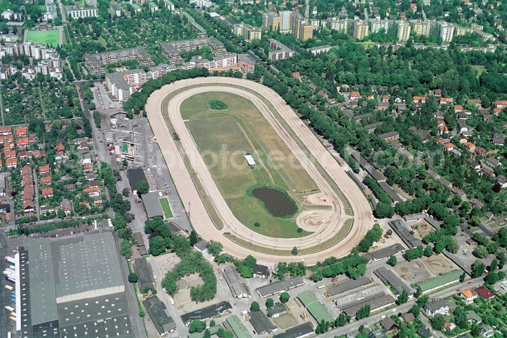 Berlin Mariendorf from above - Equestrian facility of trotting racetrack Mariendorf in Berlin