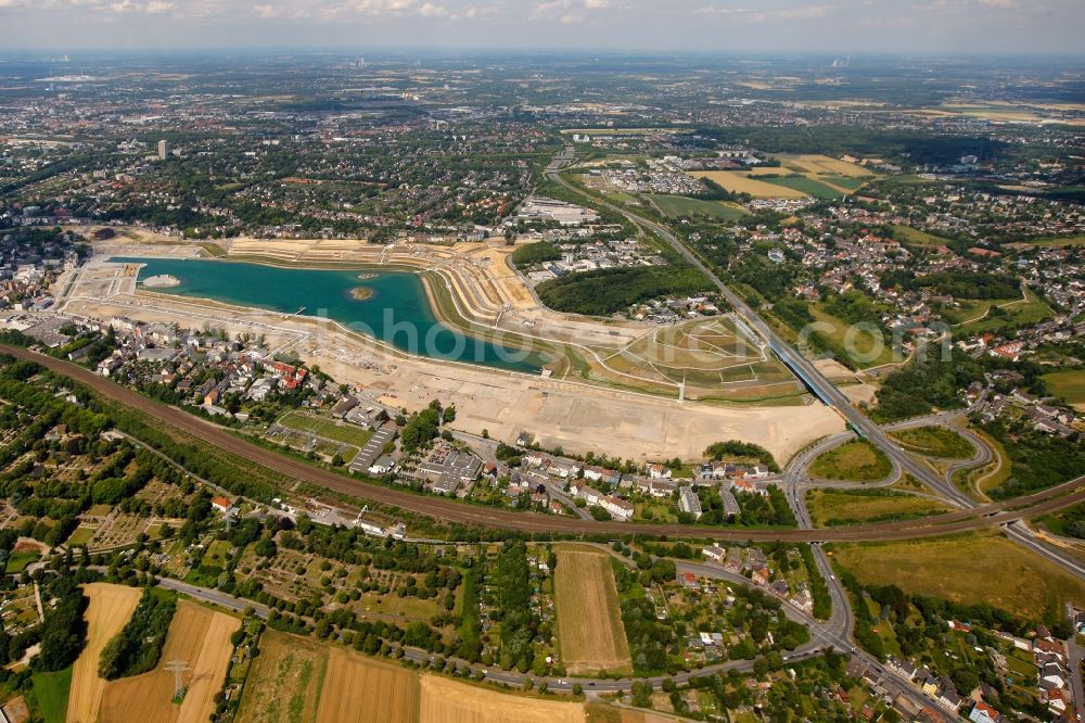 Aerial photograph Dortmund - Phoenix Lake in the district Horde on the former site of the Hermannshuette to create a large lake with residential areas