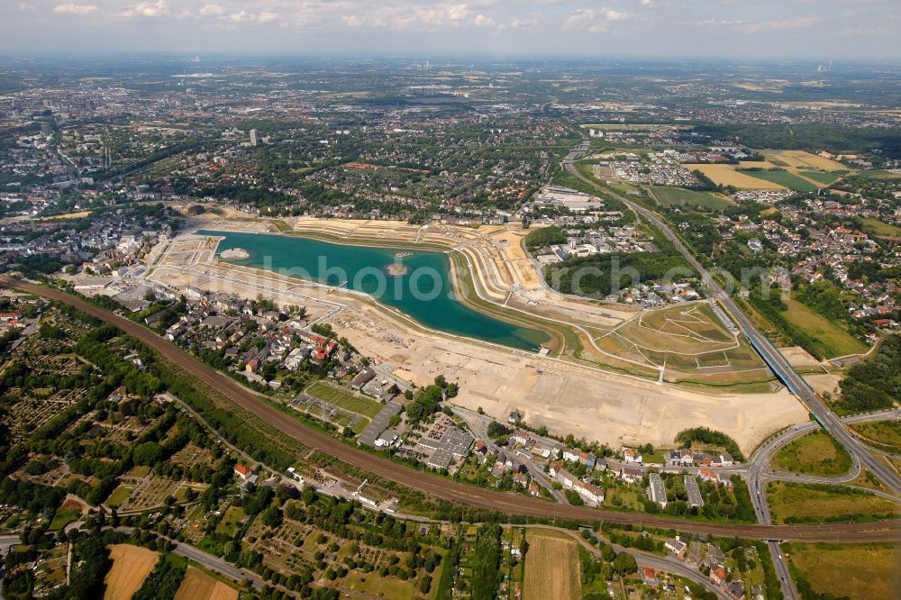 Dortmund from above - Phoenix Lake in the district Horde on the former site of the Hermannshuette to create a large lake with residential areas