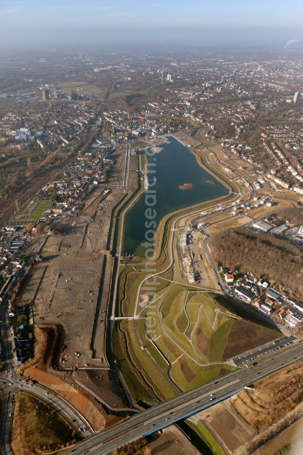 Dortmund from above - Phoenix Lake in the district Horde on the former site of the Hermannshuette to create a large lake with residential areas