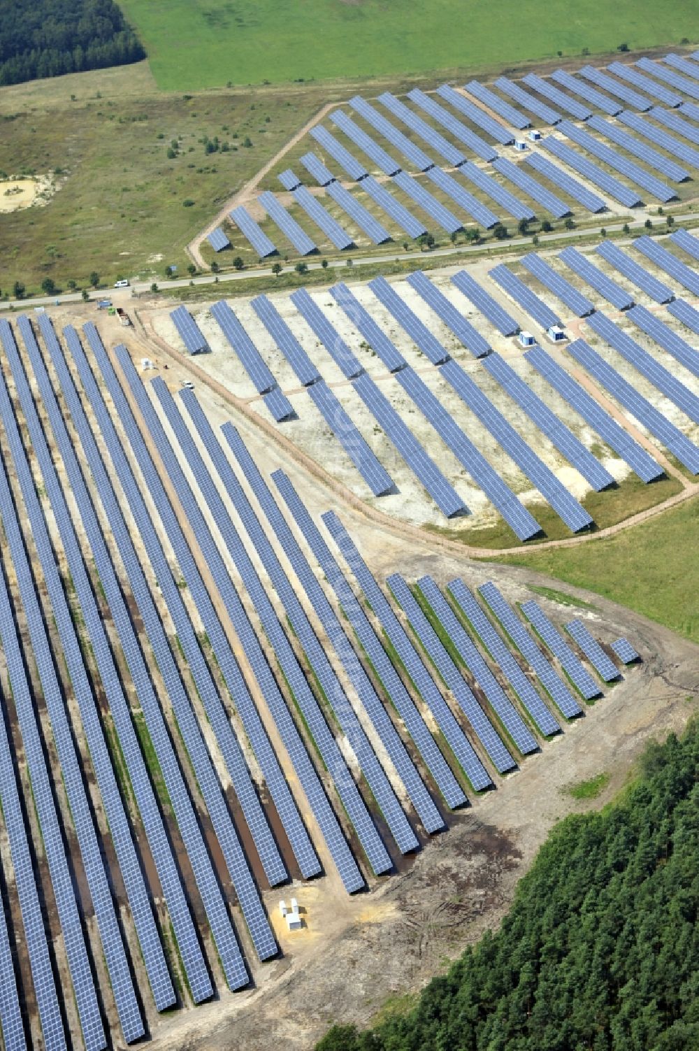 Horka from the bird's eye view: HORKA 07/27/2012 View of a photovoltaic system / solar power plant in Horka in Saxony. The solar system is a project of the Conecon GmbH