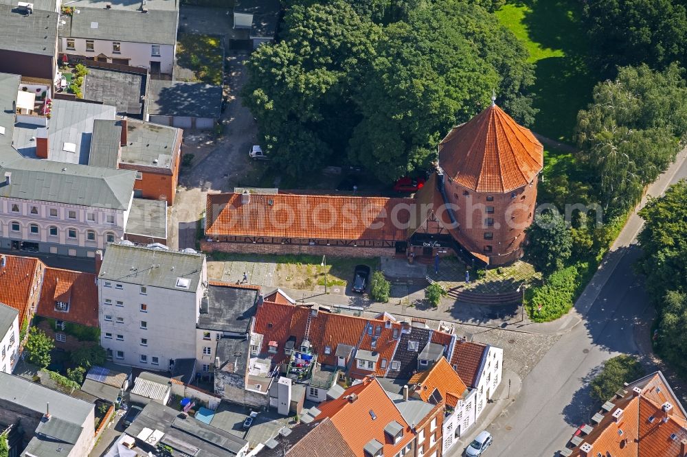 Aerial photograph Lübeck - Pizzeria and Ristorante Don Vito on the tower of the Old Town of Lübeck in Schleswig-Holstein