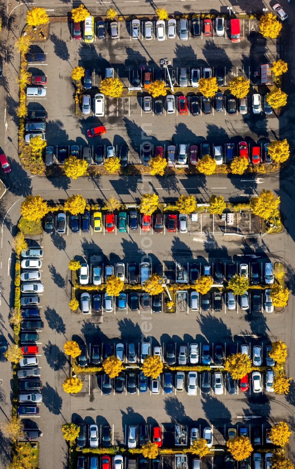 Aerial image Essen - Automobile and automotive parking- area in Essen in the state North Rhine-Westphalia