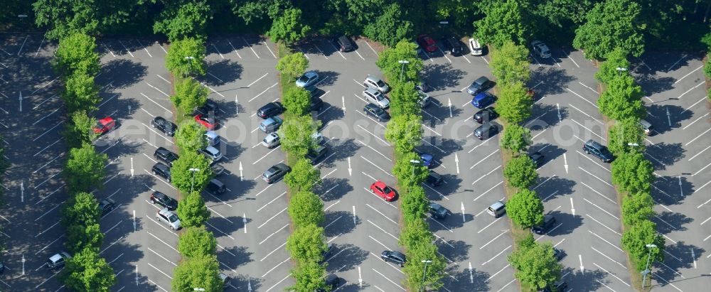 Aerial image Schwerin - Automobile and automotive parking- area in Schwerin in the state Mecklenburg - Western Pomerania