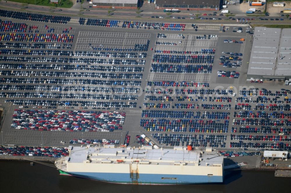 Bremen from the bird's eye view: Car loading at West Pier in Bremen