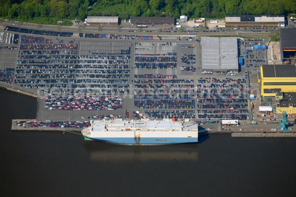 Aerial image Bremen - Car loading at West Pier in Bremen