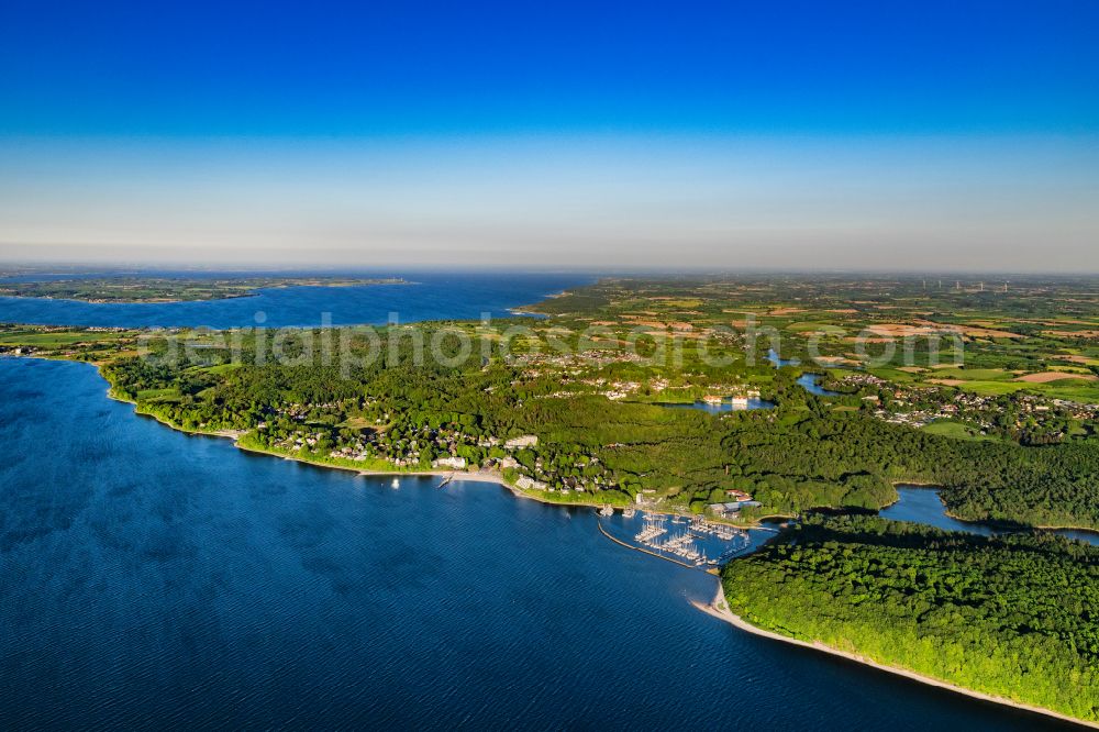 Glücksburg from above - Planetarium and marina with boat berths on the shore of the Flensburg Fjord in Gluecksburg in Schleswig-Holstein, Germany