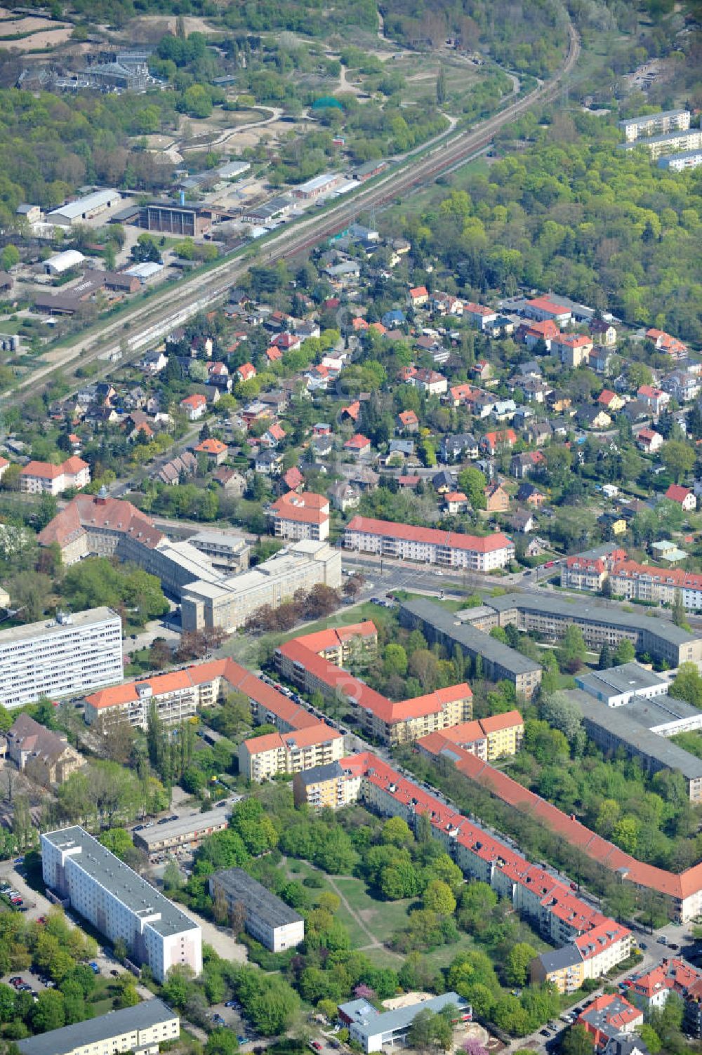 Aerial image Berlin-Lichtenberg - Areal der Planungsfläche der NCC Deutschland am Wohngebiet Aristotelessteig 14-16 in 10318 Berlin-Lichtenberg. Area of the planning area of the NCC Germany on residential Aristotelessteig 14-16 in 10318 Berlin-Lichtenberg.