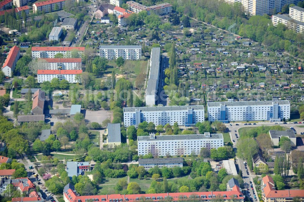 Berlin-Lichtenberg from the bird's eye view: Areal der Planungsfläche der NCC Deutschland am Wohngebiet Aristotelessteig 14-16 in 10318 Berlin-Lichtenberg. Area of the planning area of the NCC Germany on residential Aristotelessteig 14-16 in 10318 Berlin-Lichtenberg.