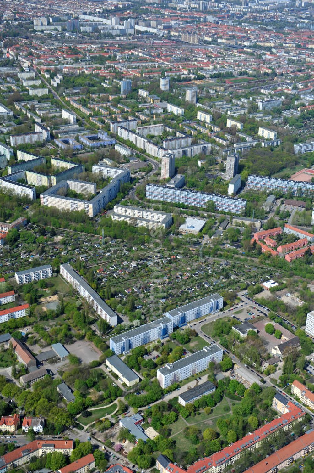 Aerial photograph Berlin-Lichtenberg - Areal der Planungsfläche der NCC Deutschland am Wohngebiet Aristotelessteig 14-16 in 10318 Berlin-Lichtenberg. Area of the planning area of the NCC Germany on residential Aristotelessteig 14-16 in 10318 Berlin-Lichtenberg.