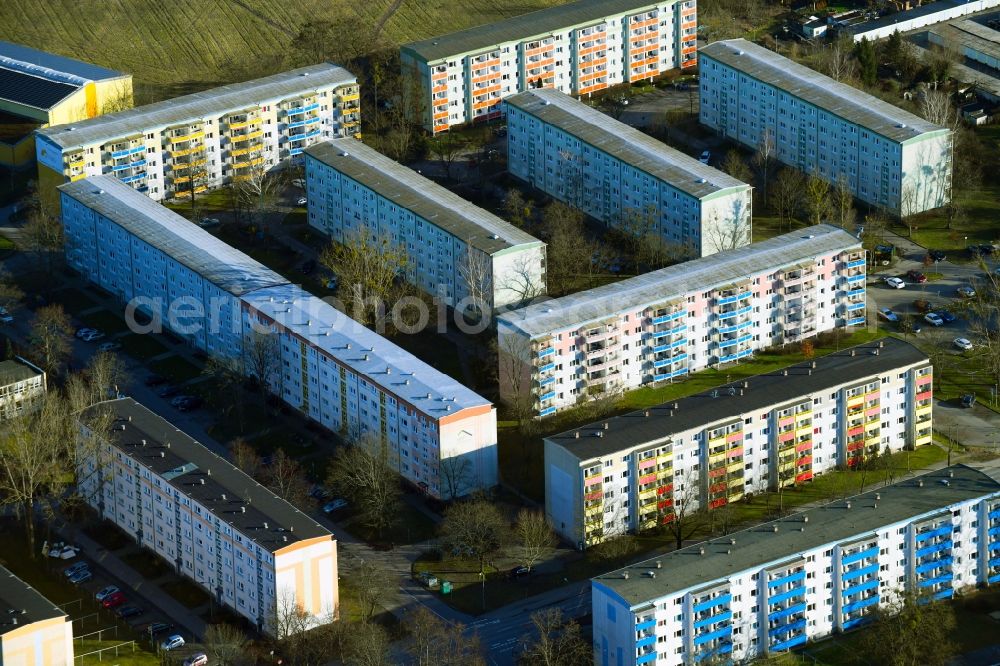 Aerial image Teltow - Skyscrapers in the residential area of industrially manufactured settlement Bodestrasse in Teltow in the state Brandenburg, Germany