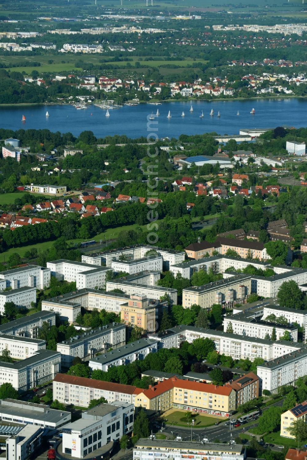 Rostock from above - Skyscrapers in the residential area of industrially manufactured settlement along the Ernst-Thaelmann-Strasse in Rostock in the state Mecklenburg - Western Pomerania, Germany