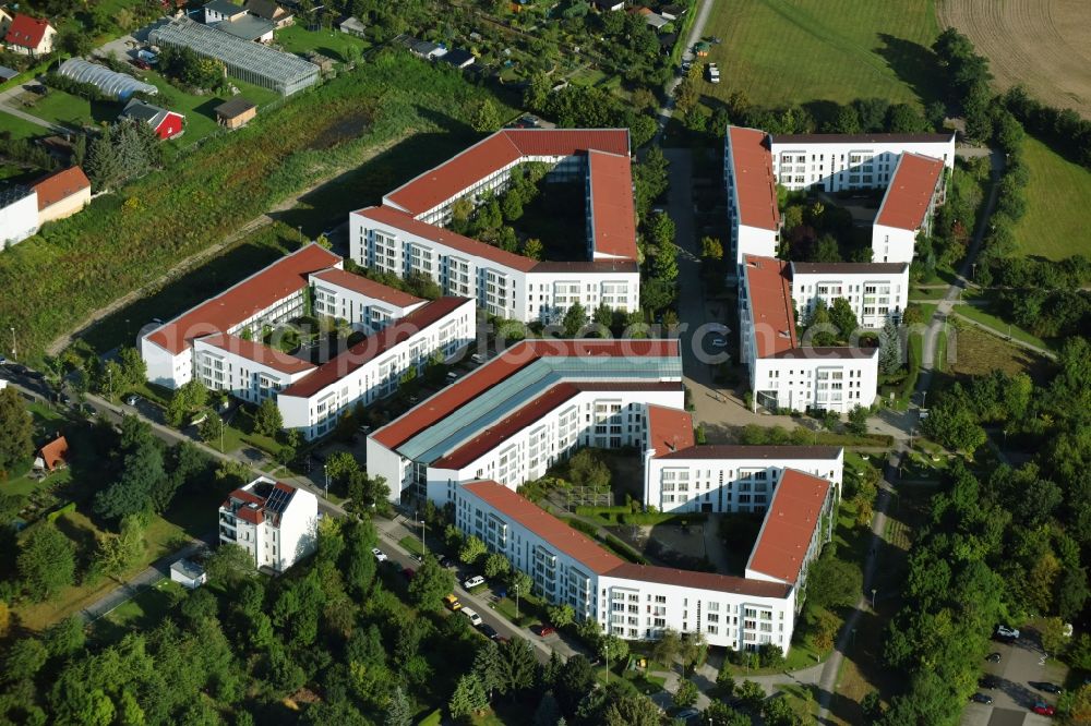 Aerial image Leipzig - Skyscrapers in the residential area of industrially manufactured settlement along the Trendelenburgstrasse in Leipzig in the state Saxony, Germany