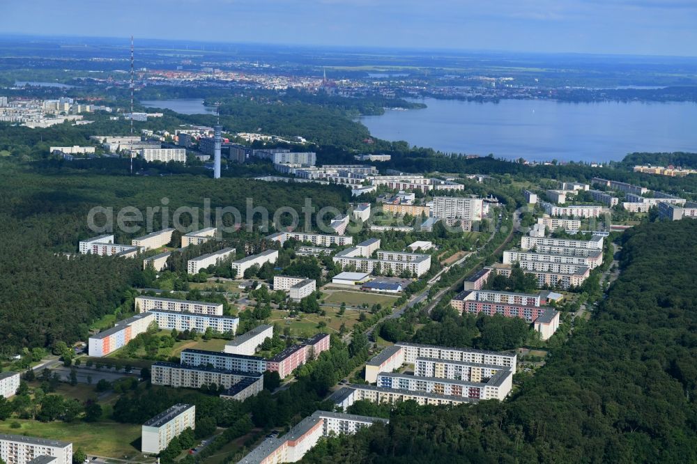 Schwerin from above - Skyscrapers in the residential area of industrially manufactured settlement along the Ziolkowskistrasse - Otto-von-Guericke-Strasse in the district Muesser Holz in Schwerin in the state Mecklenburg - Western Pomerania, Germany