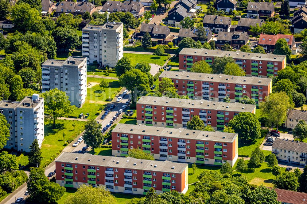 Aerial photograph Gelsenkirchen - Residential area of industrially manufactured settlement on street Hagemannshof in Gelsenkirchen at Ruhrgebiet in the state North Rhine-Westphalia, Germany