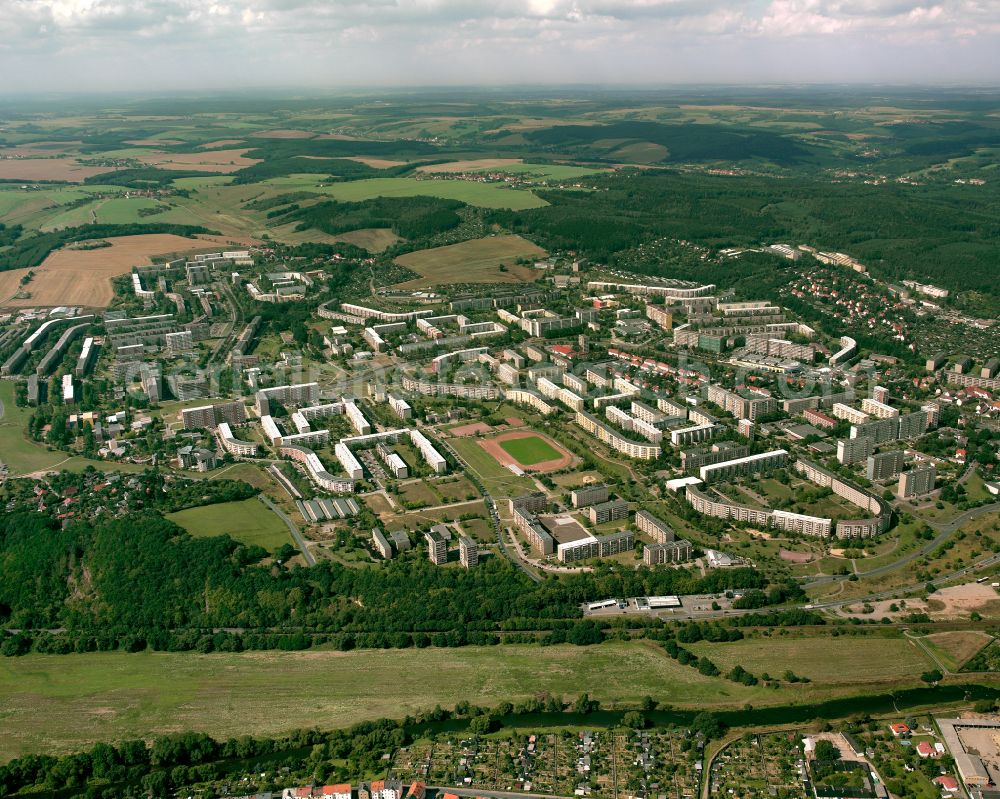 Aerial image Gera - Skyscrapers in the residential area of industrially manufactured settlement in Gera in the state Thuringia, Germany