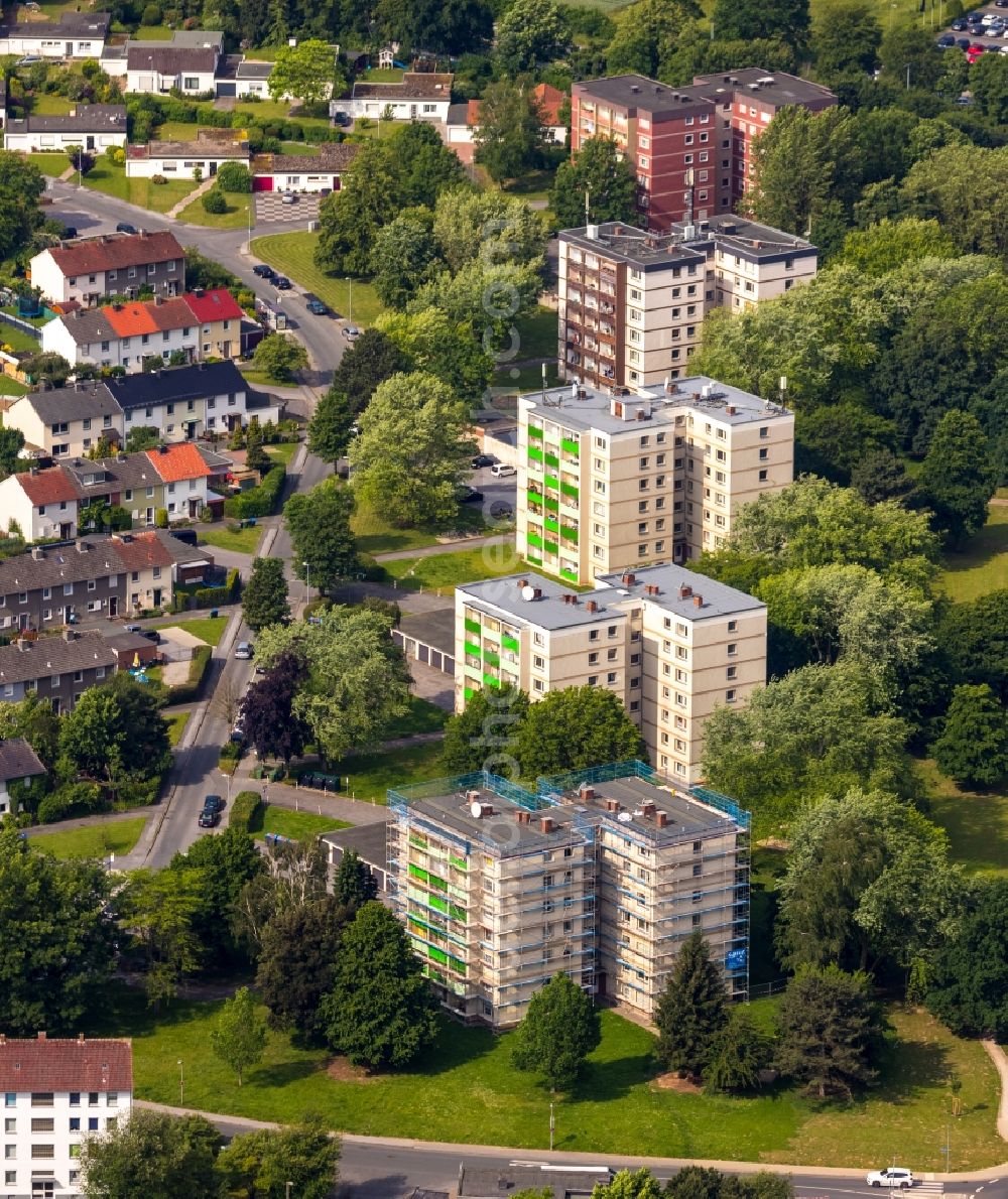 Soest from above - Skyscrapers in the residential area of industrially manufactured settlement on Gotlandweg in Soest in the state North Rhine-Westphalia, Germany