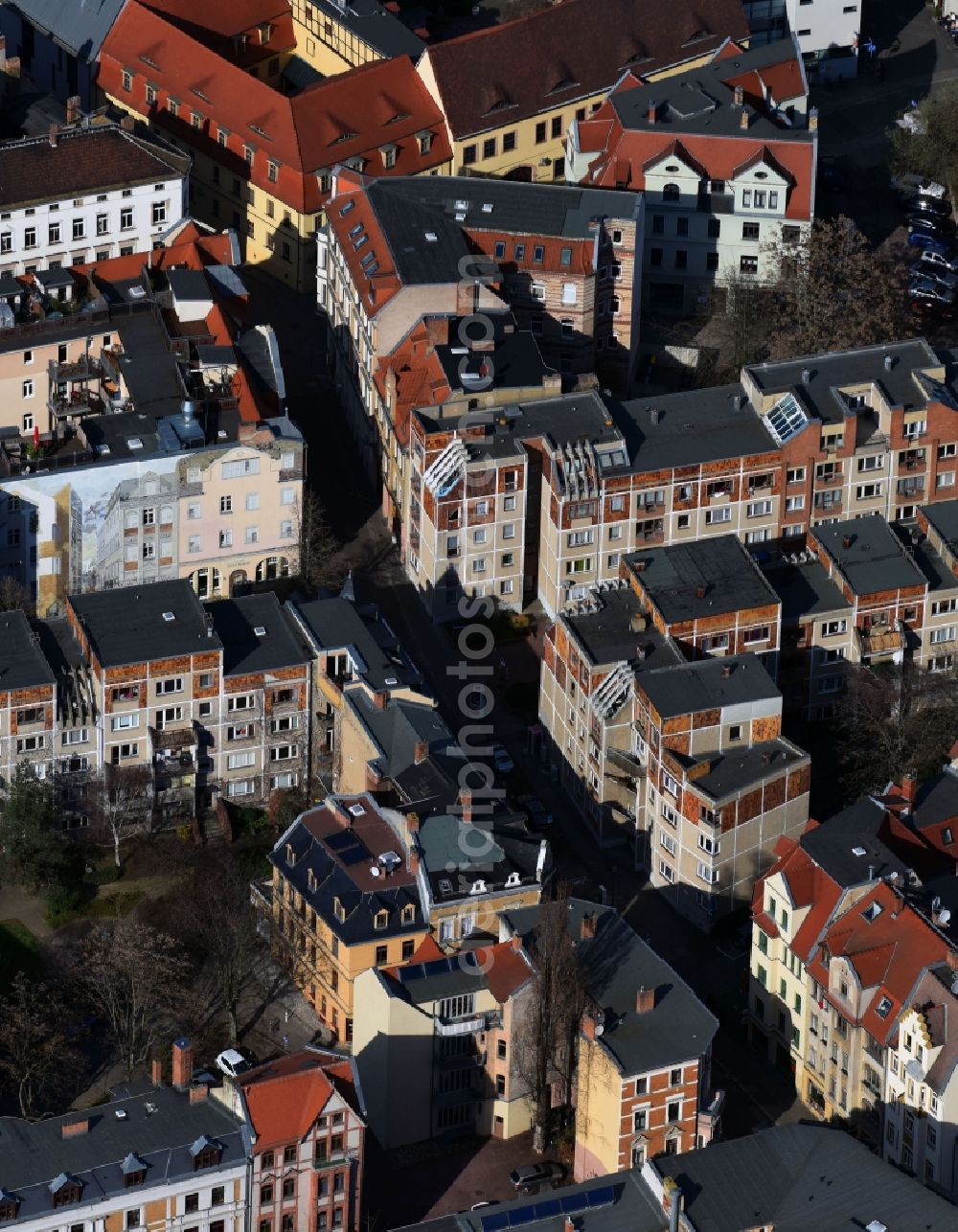 Aerial photograph Halle (Saale) - Skyscrapers in the residential area of industrially manufactured settlement Grosse Klausstrasse corner Oleariusstrasse in Halle (Saale) in the state Saxony-Anhalt