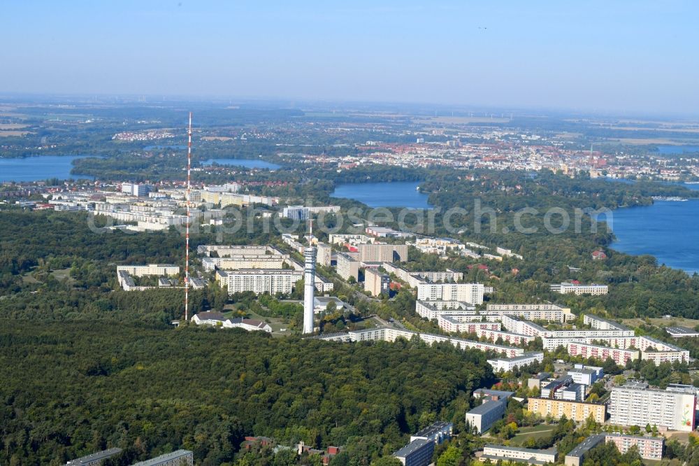 Schwerin from the bird's eye view: Skyscrapers in the residential area of industrially manufactured settlement Grosser Dreesch in Schwerin in the state Mecklenburg - Western Pomerania, Germany