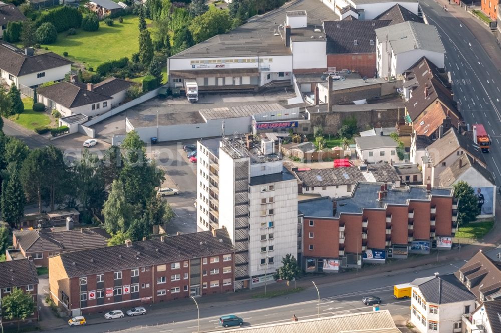 Aerial photograph Hamm - Skyscrapers in the residential area of industrially manufactured settlement on Heessener Strasse in Hamm in the state North Rhine-Westphalia, Germany