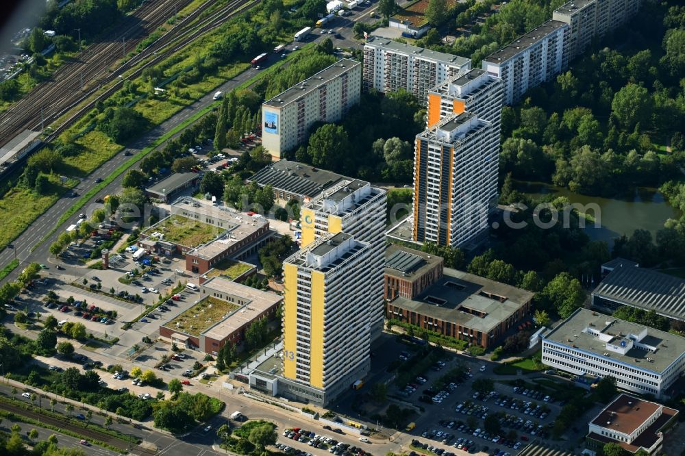 Aerial image Berlin - Skyscrapers in the residential area of industrially manufactured settlement on Helene-Weigel-Platz in the district Marzahn-Hellersdorf in Berlin, Germany