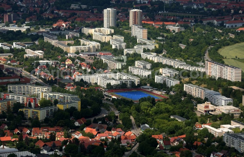 Aerial image Erfurt - Skyscrapers in the residential area of industrially manufactured settlement Herrenberg in Erfurt in the state of Thuringia