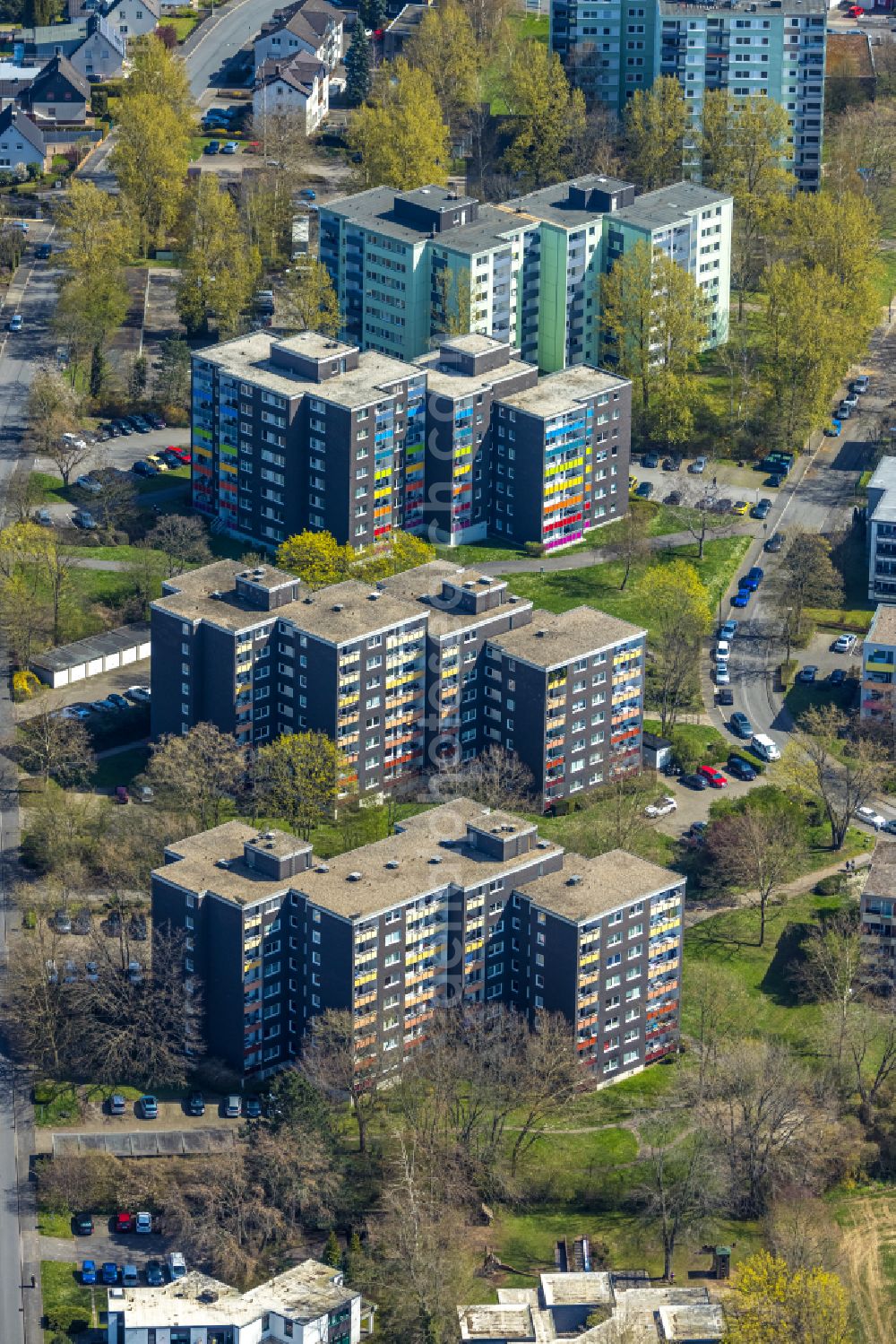 Hagen from above - Skyscrapers in the residential area of industrially manufactured settlement Humperdinckstrasse and Auf dem Bauloh on street Mozartstrasse in Hagen at Ruhrgebiet in the state North Rhine-Westphalia, Germany