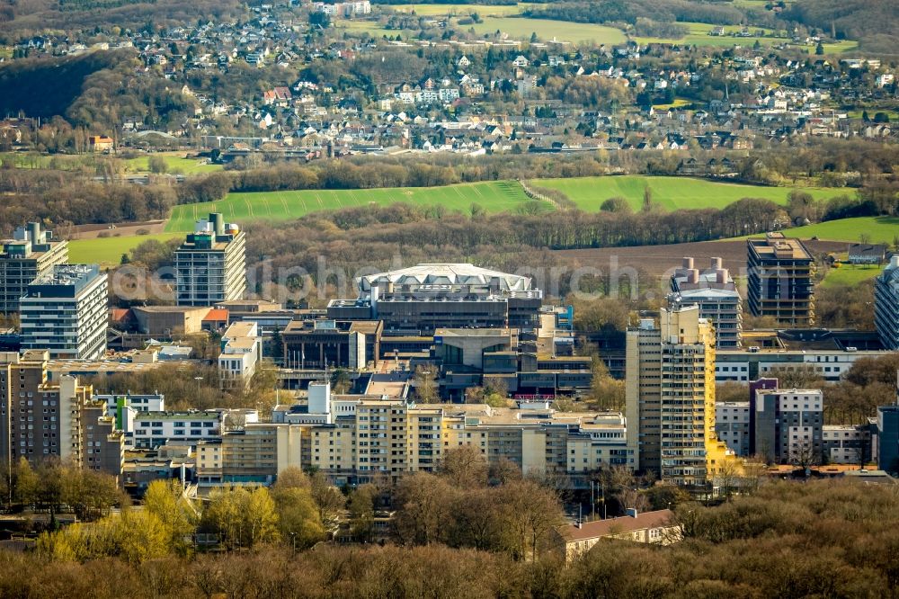 Aerial image Bochum - Skyscrapers in the residential area of industrially manufactured settlement on Hustadtring in Bochum in the state North Rhine-Westphalia, Germany