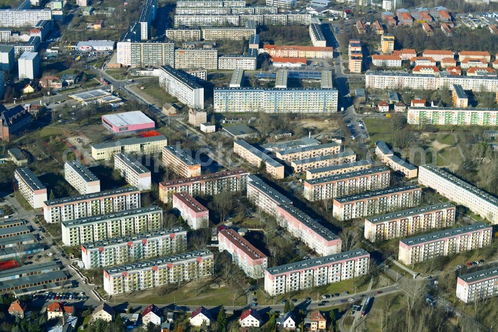 Cottbus from above - Skyscrapers in the residential area of industrially manufactured settlement Kahrener Strasse - Muskauer Strasse in Cottbus in the state Brandenburg, Germany