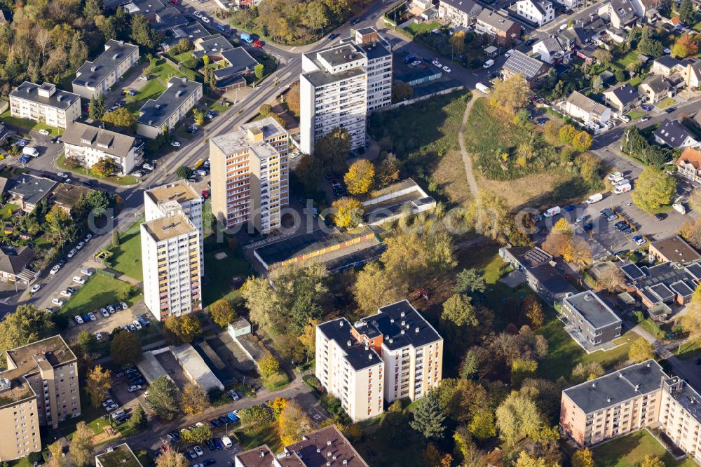 Kenten from above - High-rise buildings in the residential area of an industrially manufactured prefabricated housing estate on Turmallee Street in Kenten in the state of North Rhine-Westphalia, Germany