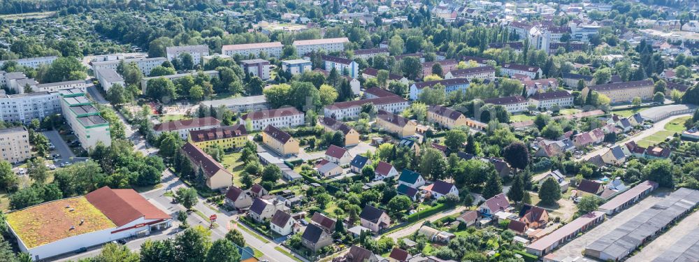 Aerial photograph Bad Belzig - Residential area of industrially manufactured settlement Klinkengrund on street Hans-Marchwitza-Strasse in Bad Belzig in the state Brandenburg, Germany